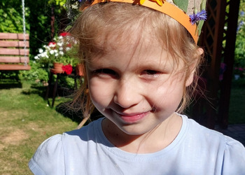 Lucynka, córka autorki tutorialu - mała królowa